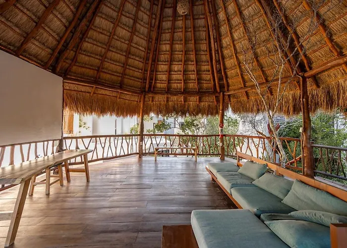 Noíl By Nomad Humans Residences *